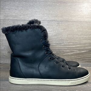 Ugg Croft Luxe Quilted Navy Blue Leather Women’s Sz 10 Shearling Lace Up Boots